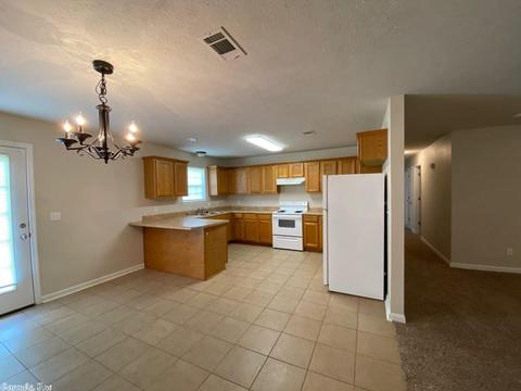 318 Carrell Cir, Damascus, AR 72039 photo 3