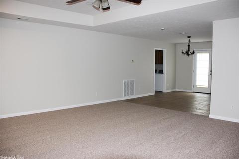 318 Carrell Cir, Damascus, AR 72039 photo 5