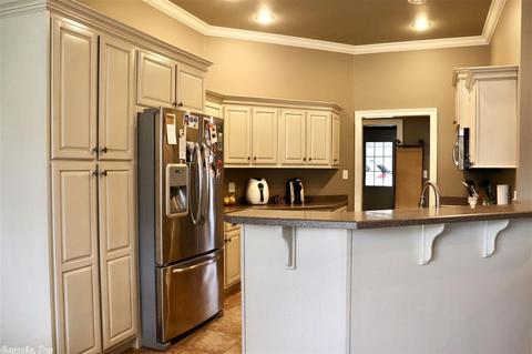 809 Gloucester Dr, Jonesboro, AR 72401 photo 6