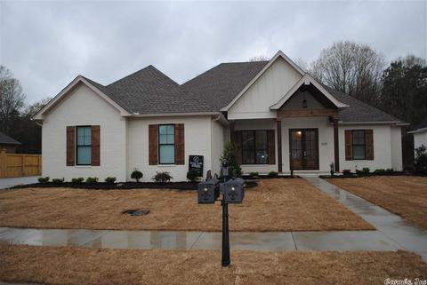 1635 Briley Dr, Conway, AR 72034 photo 1