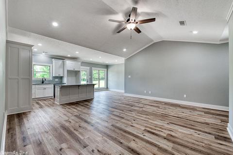5 Bullet Davis Dr, Greenbrier, AR 72058 photo 5
