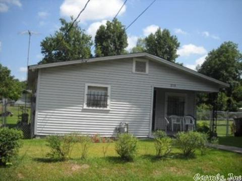 215 E 26th Ave, Pine Bluff, AR 71601