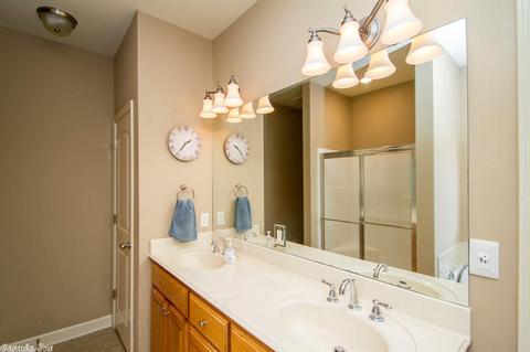 1102 Oak Glenn Loop, Bryant, AR 72022 photo 11