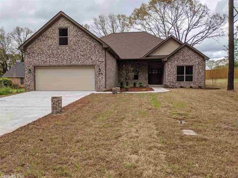 2036 King Cir, Conway, AR 72034 photo 1