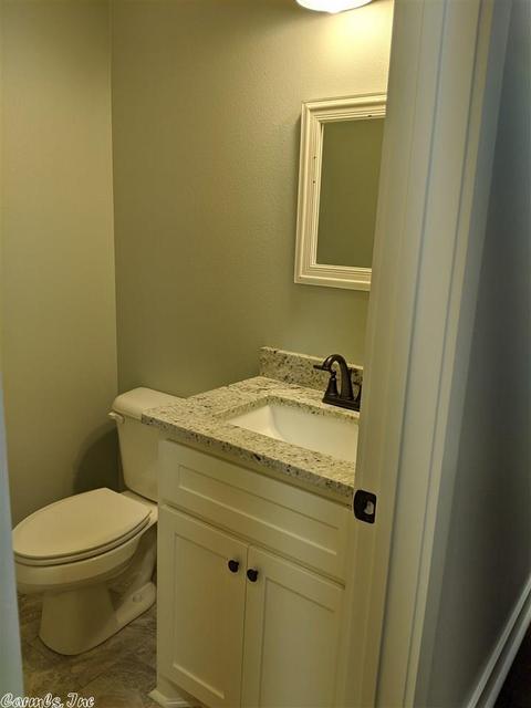 2036 King Cir, Conway, AR 72034 photo 5