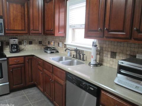 426 E Palmer Ct, Searcy, AR 72143 photo 11
