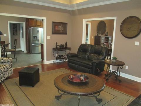 426 E Palmer Ct, Searcy, AR 72143 photo 3