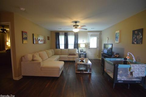 1203 Meadows Dr, Benton, AR 72019 photo 5