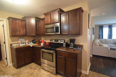 1203 Meadows Dr, Benton, AR 72019 photo 8