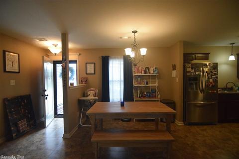 1203 Meadows Dr, Benton, AR 72019 photo 3