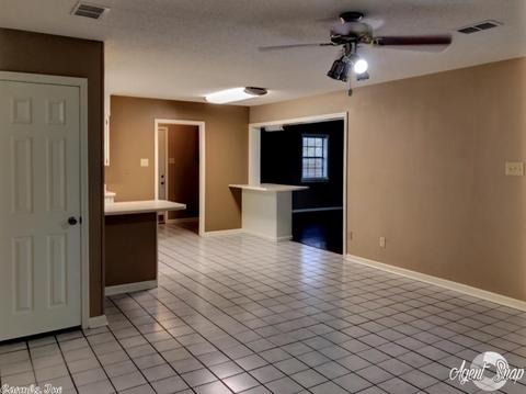 5 Lynn Cv, Lonoke, AR 72086 photo 2