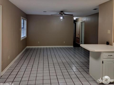 5 Lynn Cv, Lonoke, AR 72086 photo 3