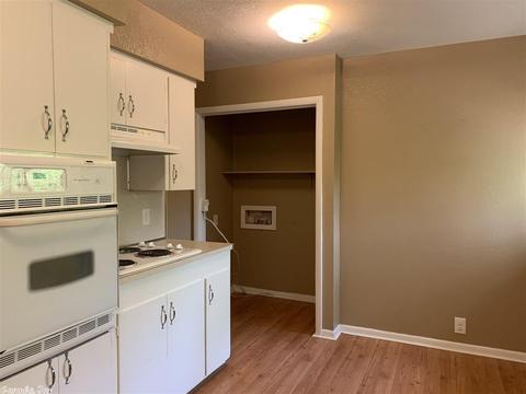 204 S Second, Benton, AR 72015 photo 8