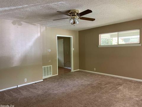 204 S Second, Benton, AR 72015 photo 6