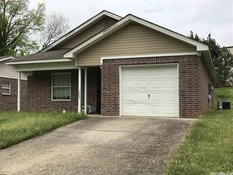 1205 N Olive St, Benton, AR 72019 photo 1