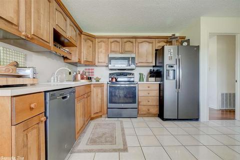 1100 E Bailey Rd, Benton, AR 72015 photo 18