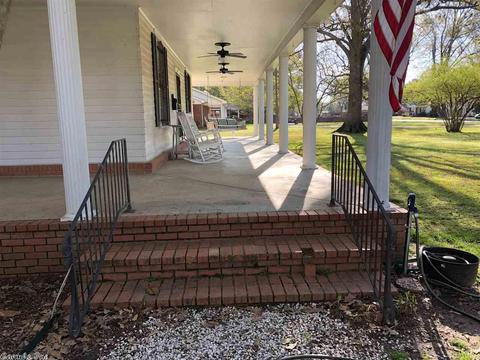401 E Farmer, Dumas, AR 71639 photo 2