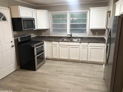 2909 Edgewood Dr, Pine Bluff, AR 71603 photo 2