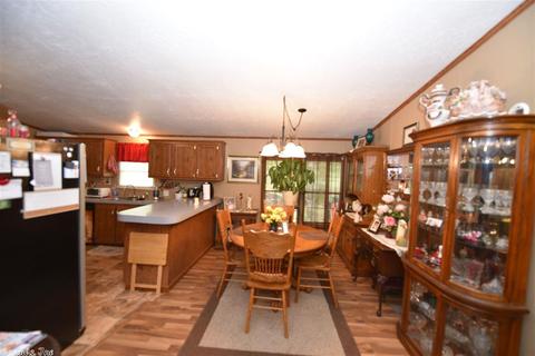 1749 Shake Rag Rd, Clinton, AR 72031 photo 6