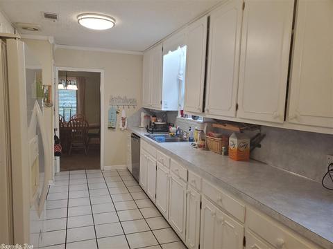 706 N Hickory St, Beebe, AR 72012 photo 11