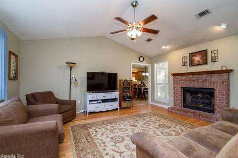 906 Fox Ridge Dr, Benton, AR 72019 photo 4