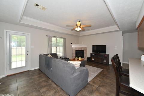1665 Jackson Dr, Conway, AR 72032 photo 3