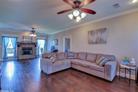 723 Mango Loop, Austin, AR 72007 photo 4