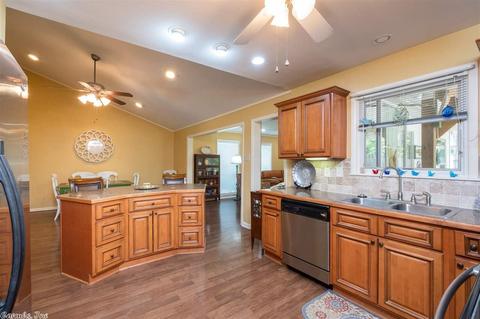 17 Williamsburg Ct, Conway, AR 72034 photo 13