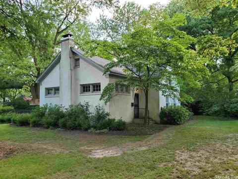 853 Davis St, Conway, AR 72034 photo 1
