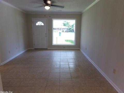 2405 Eloise, Pine Bluff, AR 71601 photo 4