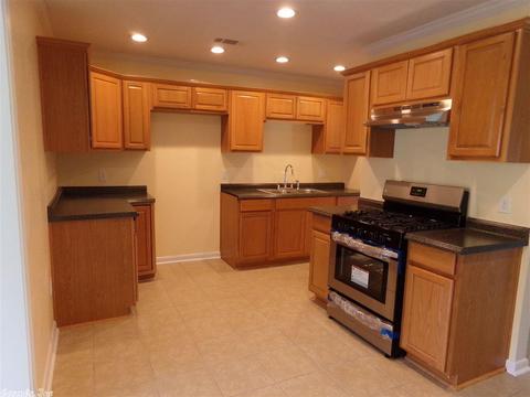 2405 Eloise, Pine Bluff, AR 71601 photo 6