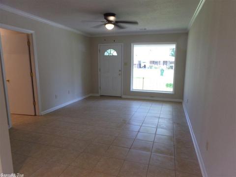 2405 Eloise, Pine Bluff, AR 71601 photo 3