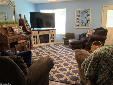 604 Marion St, Benton, AR 72015 photo 9