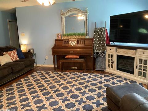 604 Marion St, Benton, AR 72015 photo 8