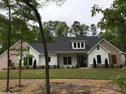 1015 Hunter Lee, Bryant, AR 72022 photo 1
