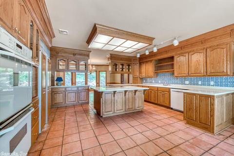 14 Justice Ln, Conway, AR 72032 photo 10