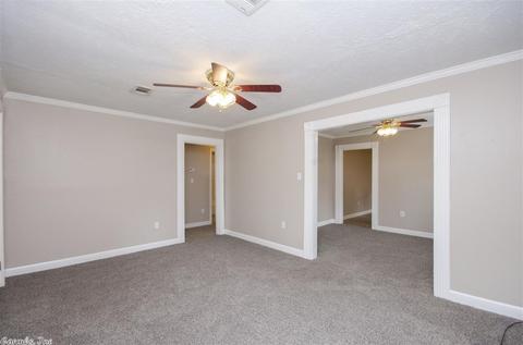 520 Mitchell St, Conway, AR 72032 photo 3