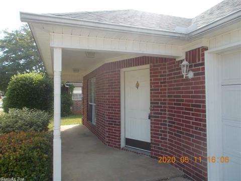 703 SE Second St, Bryant, AR 72022 photo 2