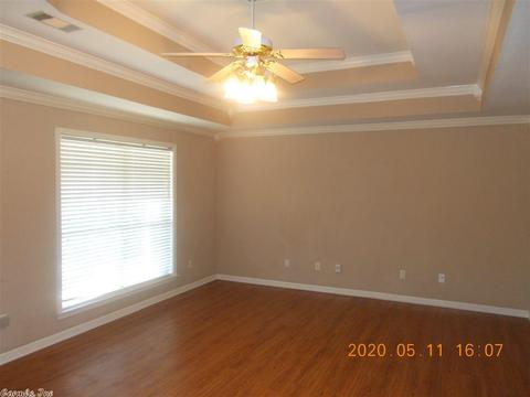 703 SE Second St, Bryant, AR 72022 photo 3