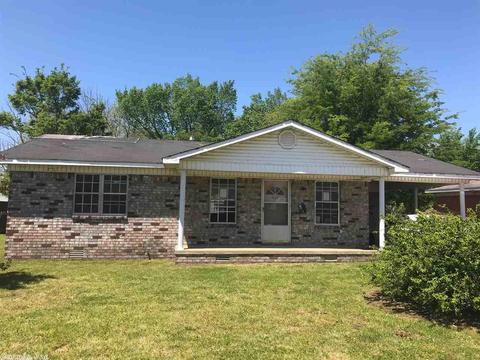 521 NE 3rd St, Walnut Ridge, AR 72476 photo 1
