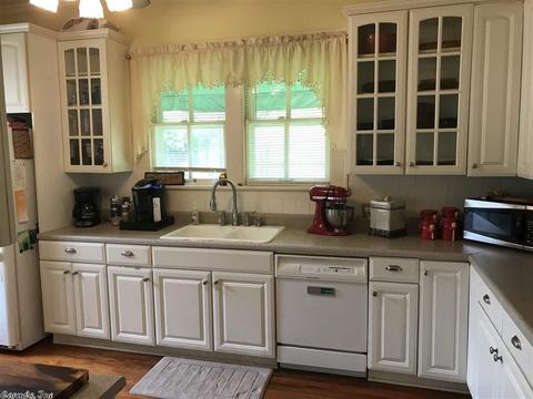 509 N Myrtle St, Warren, AR 71671 photo 4