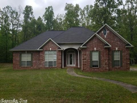 2933 Regalia Dr, Pine Bluff, AR 71603 photo 1