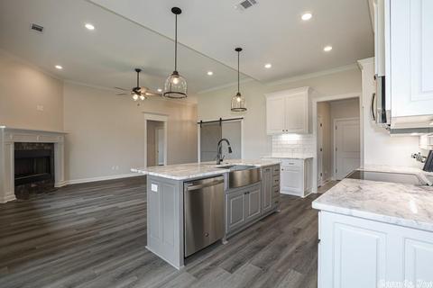 817 Dawsons Pointe Ave, Bryant, AR 72022 photo 13