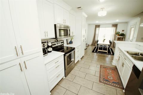 615 Surrey Ln, Benton, AR 72015 photo 14