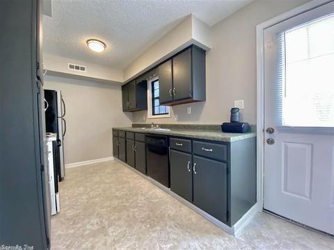 723 Christy, Trumann, AR 72472 photo 4