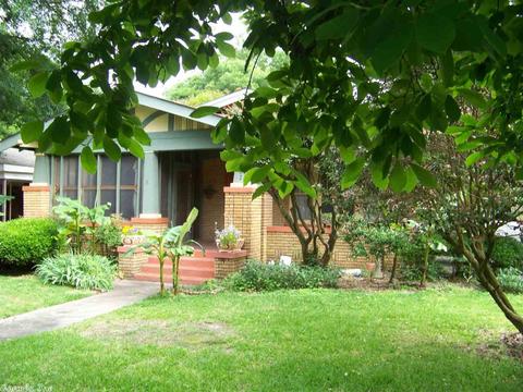 1032 Pine Bluff St, Malvern, AR 72104 photo 5