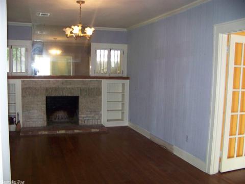 1032 Pine Bluff St, Malvern, AR 72104 photo 9