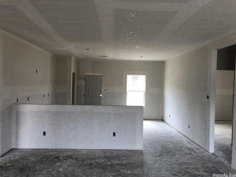 2010 Matthews Meadows Ln, Conway, AR 72032 photo 5