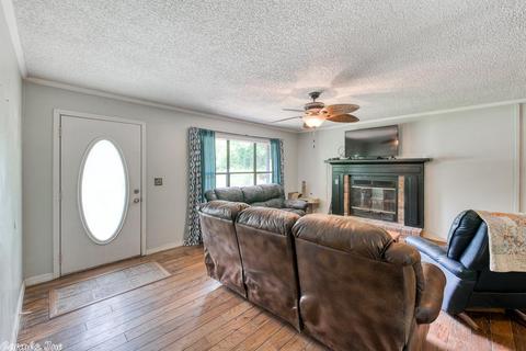 30 Annette Ln, Conway, AR 72032 photo 9