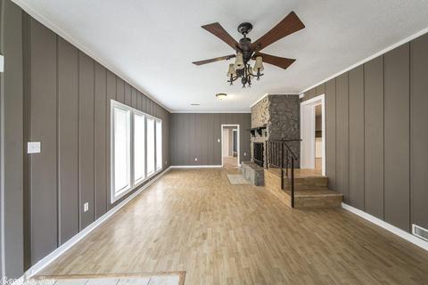 213 Spring St, Ward, AR 72176 photo 6